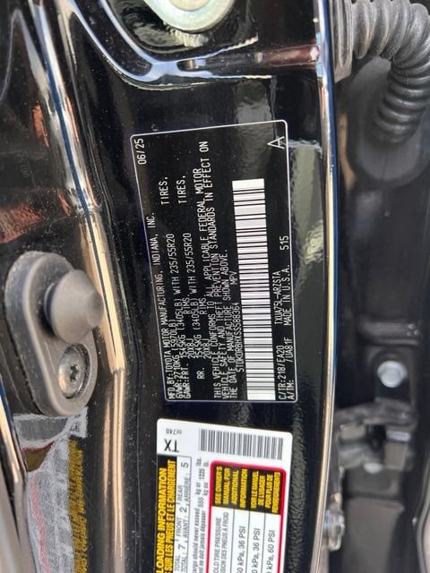 Used 2025 Toyota Highlander XSE AWD/4WD image 7
