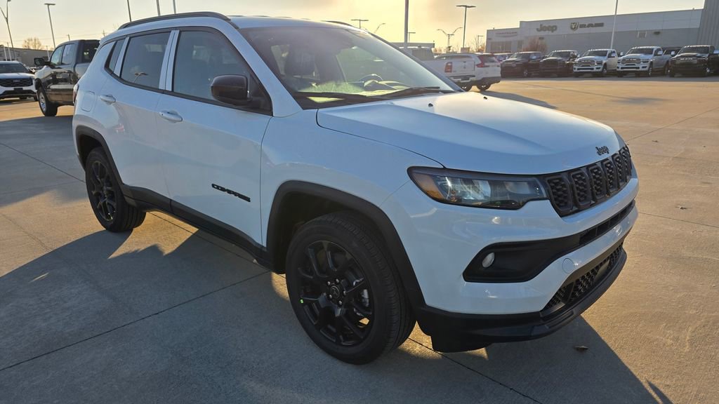 New 2026 Jeep Compass Latitude image 7