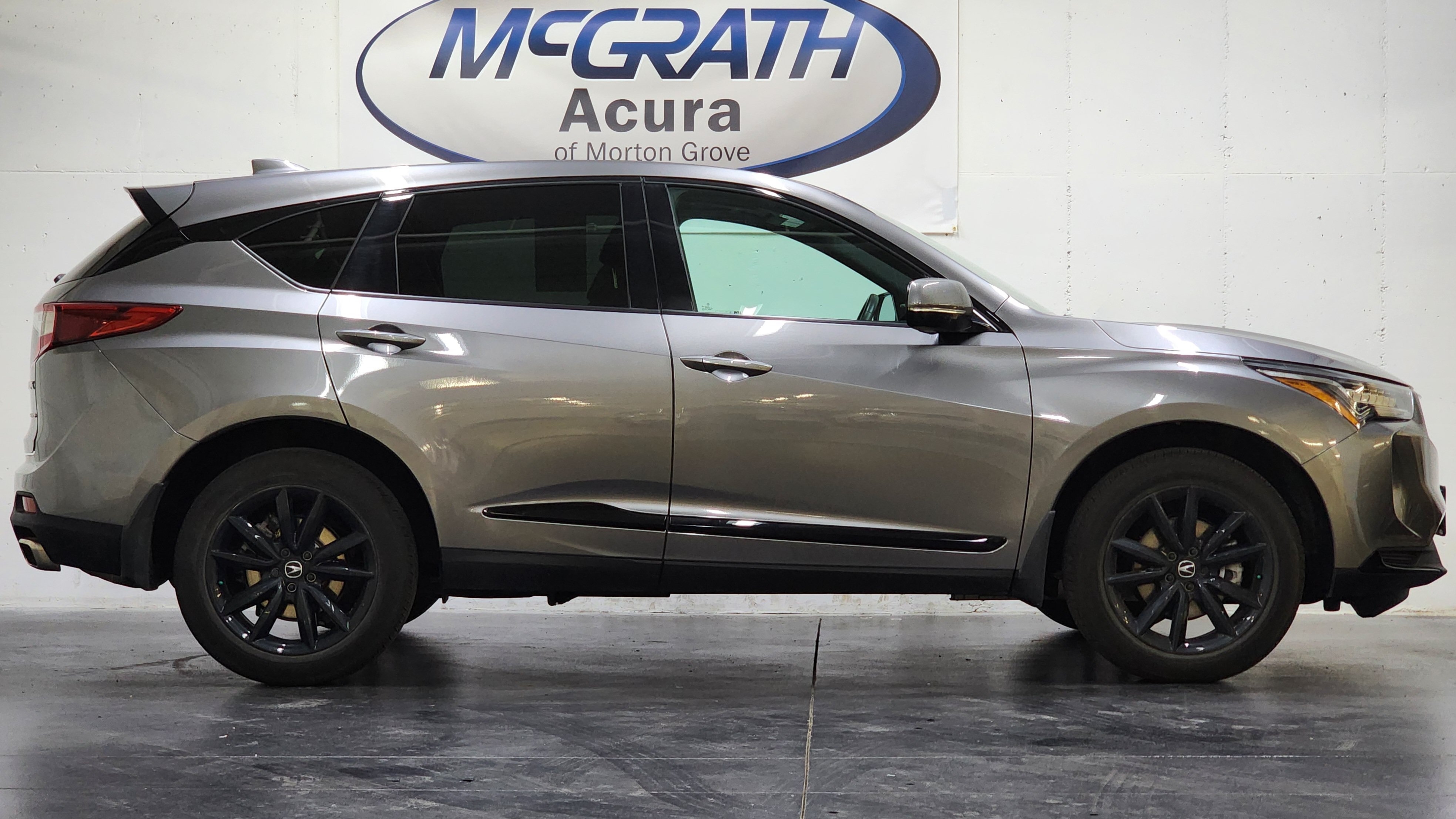 Certified 2025 Acura RDX SH-AWD image 3