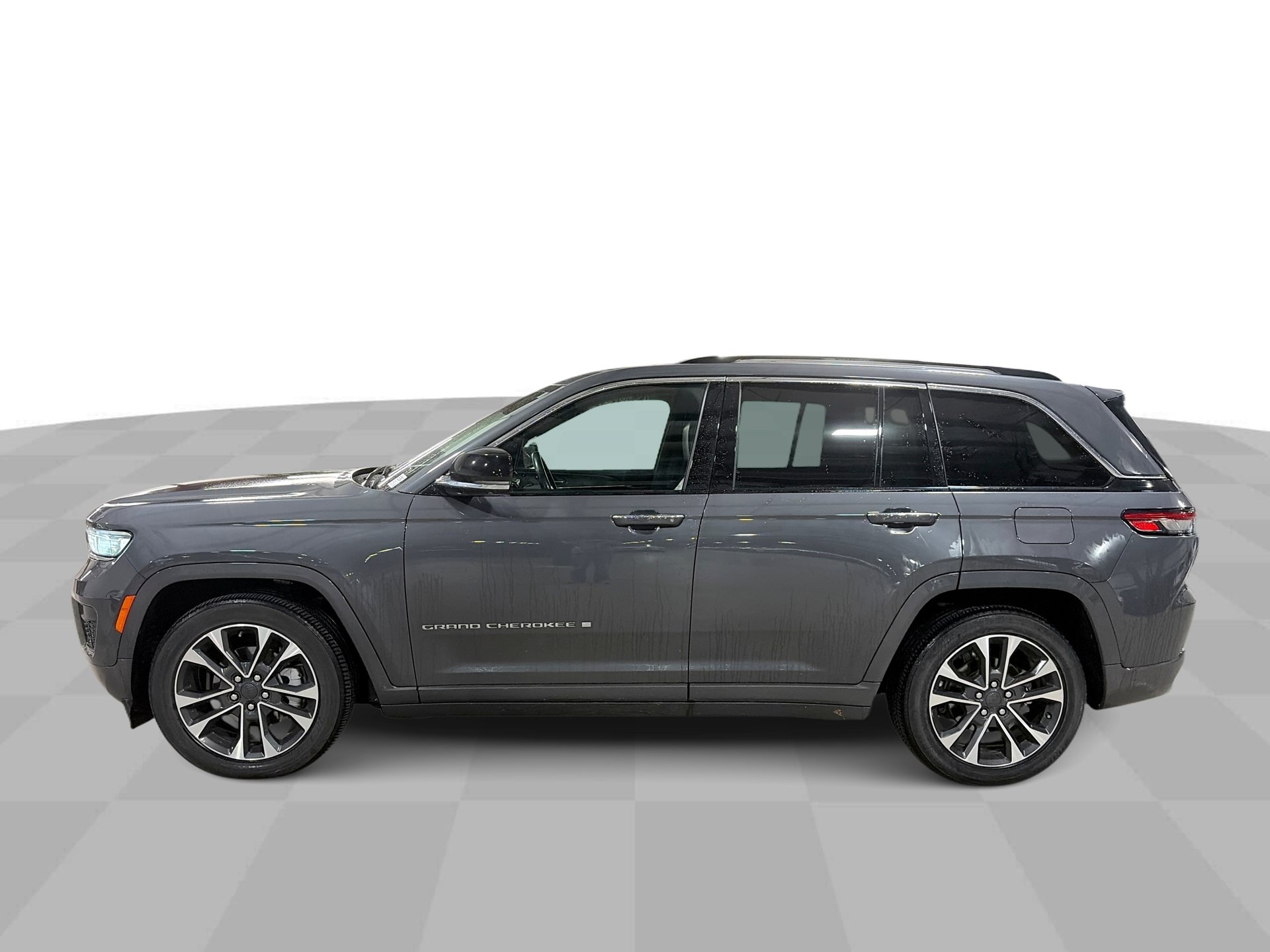 Used 2022 Jeep Grand Cherokee Overland w/ Adv Protech Group III AWD/4WD image 6