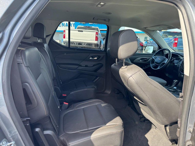 Used 2020 Chevrolet Traverse LT image 10