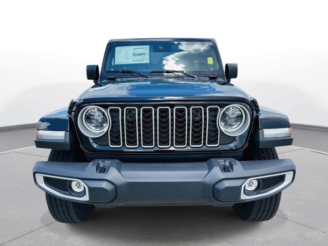 New 2025 Jeep Wrangler Unlimited Sahara AWD/4WD image 30