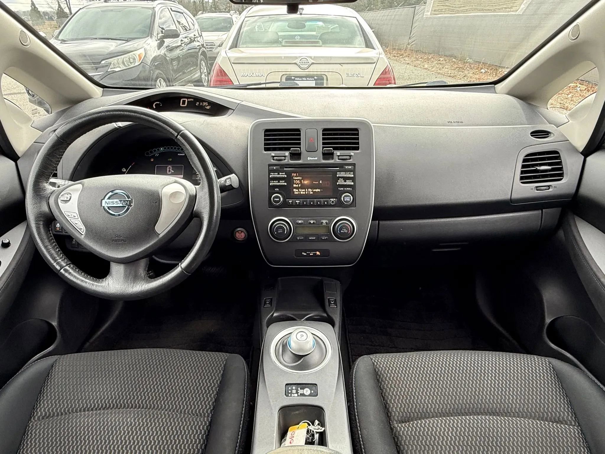 Used 2014 Nissan Leaf S image 3