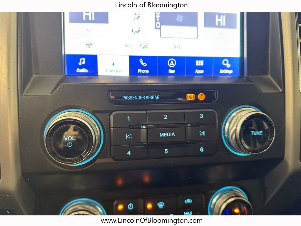 Used 2021 Ford F250 Platinum w/ FX4 Off-Road Package image 36