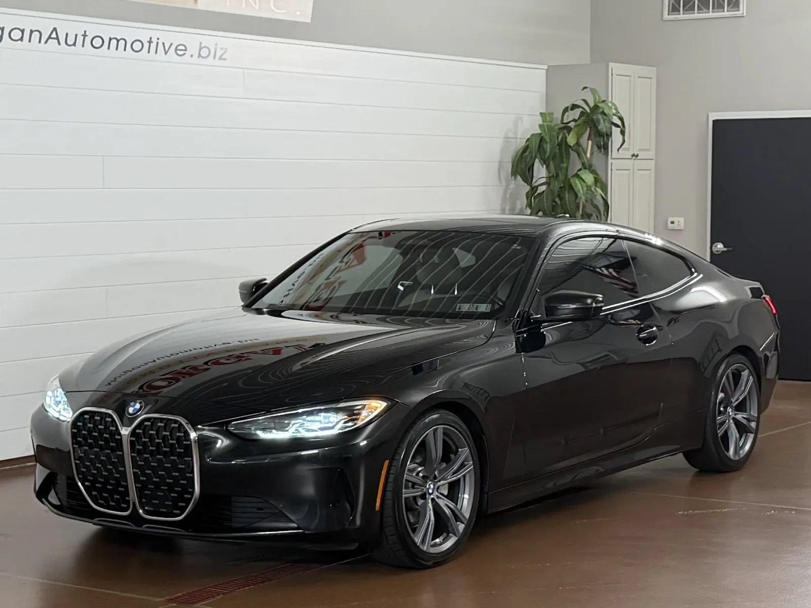 Used 2021 BMW 430i Coupe w/ Premium Package RWD image 7