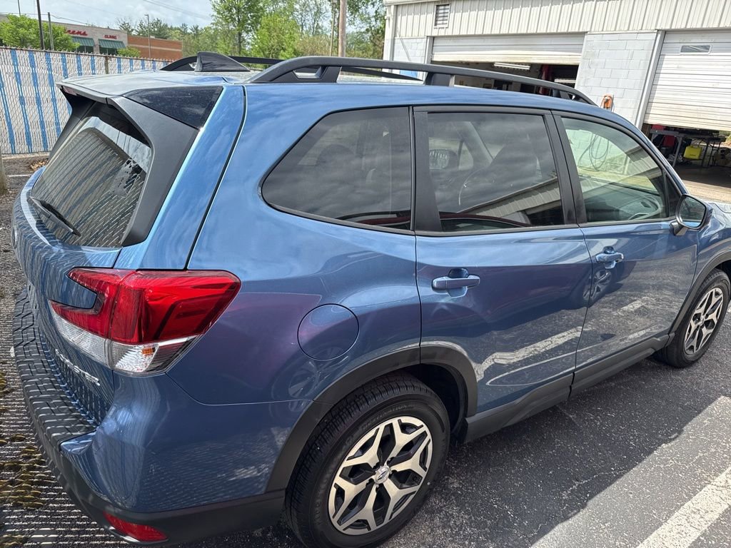 Used 2024 Subaru Forester Premium w/ POP Package 1 image 2