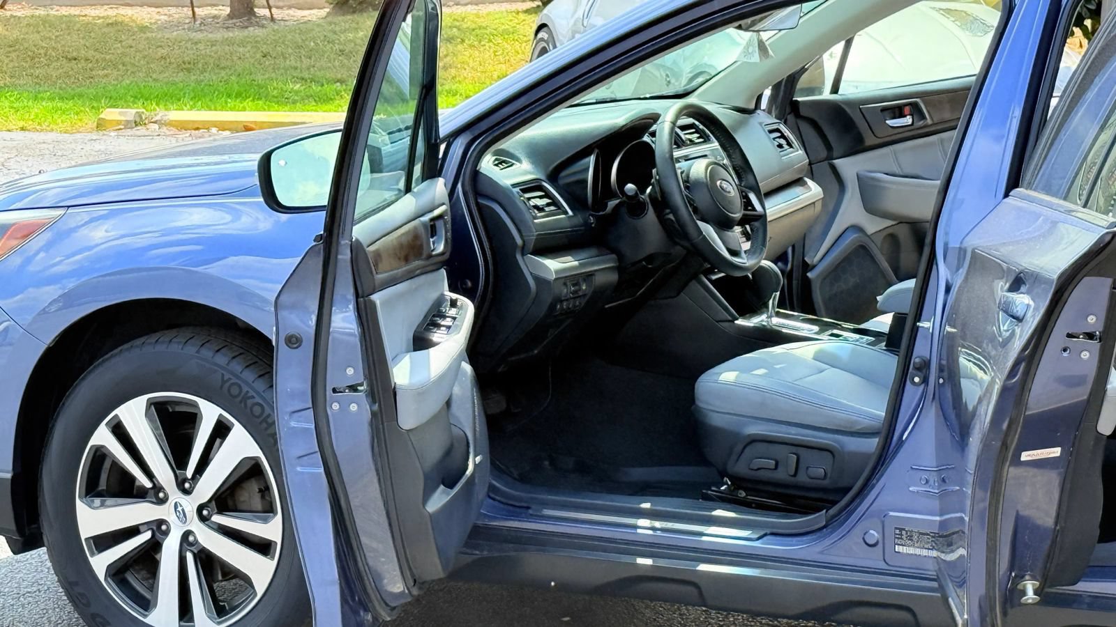 Used 2018 Subaru Outback 2.5i Limited AWD/4WD image 13