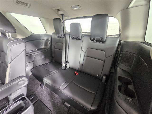 New 2025 Nissan Pathfinder Platinum AWD/4WD image 27