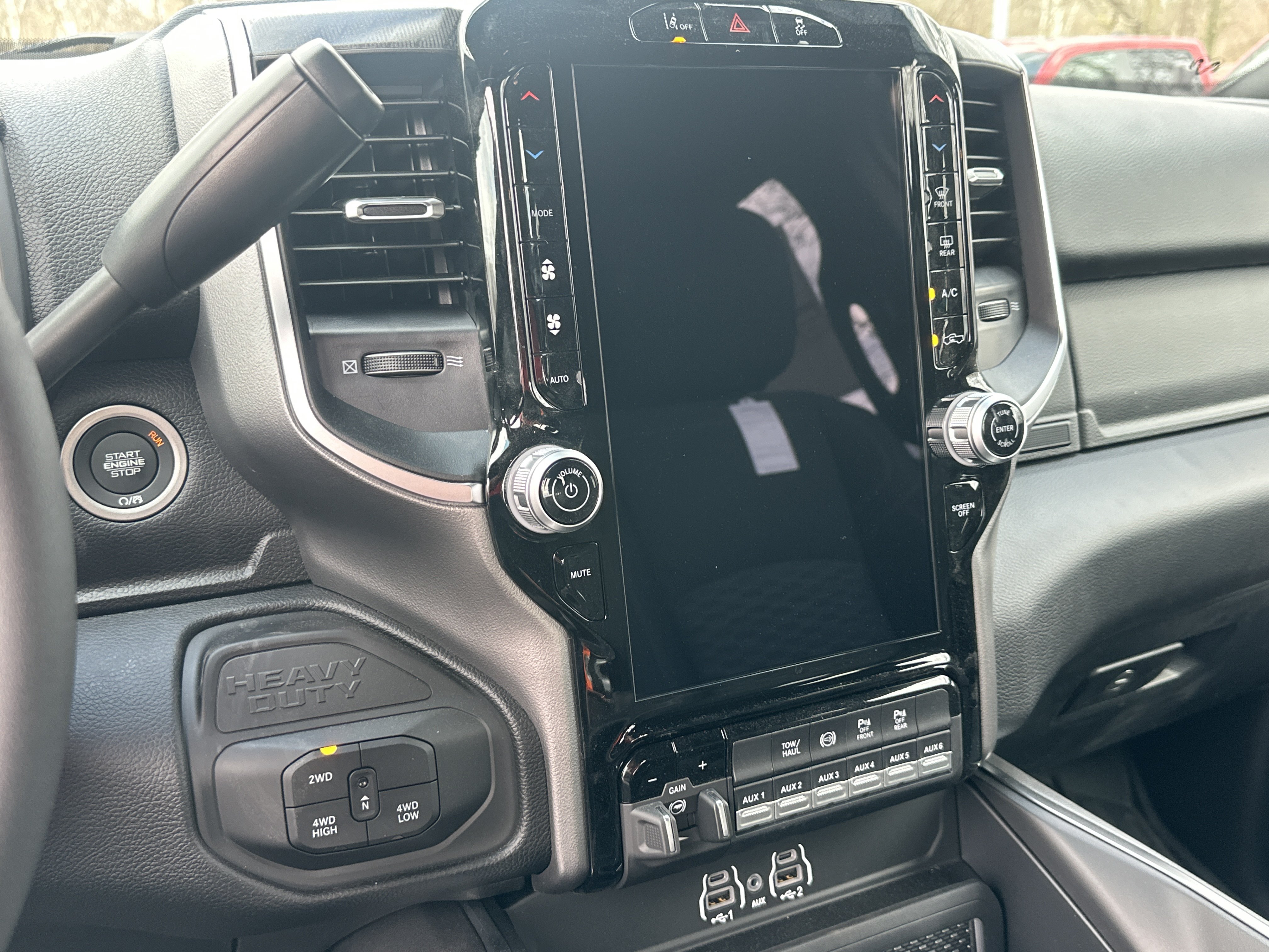 New 2026 RAM 2500 Big Horn AWD/4WD image 5