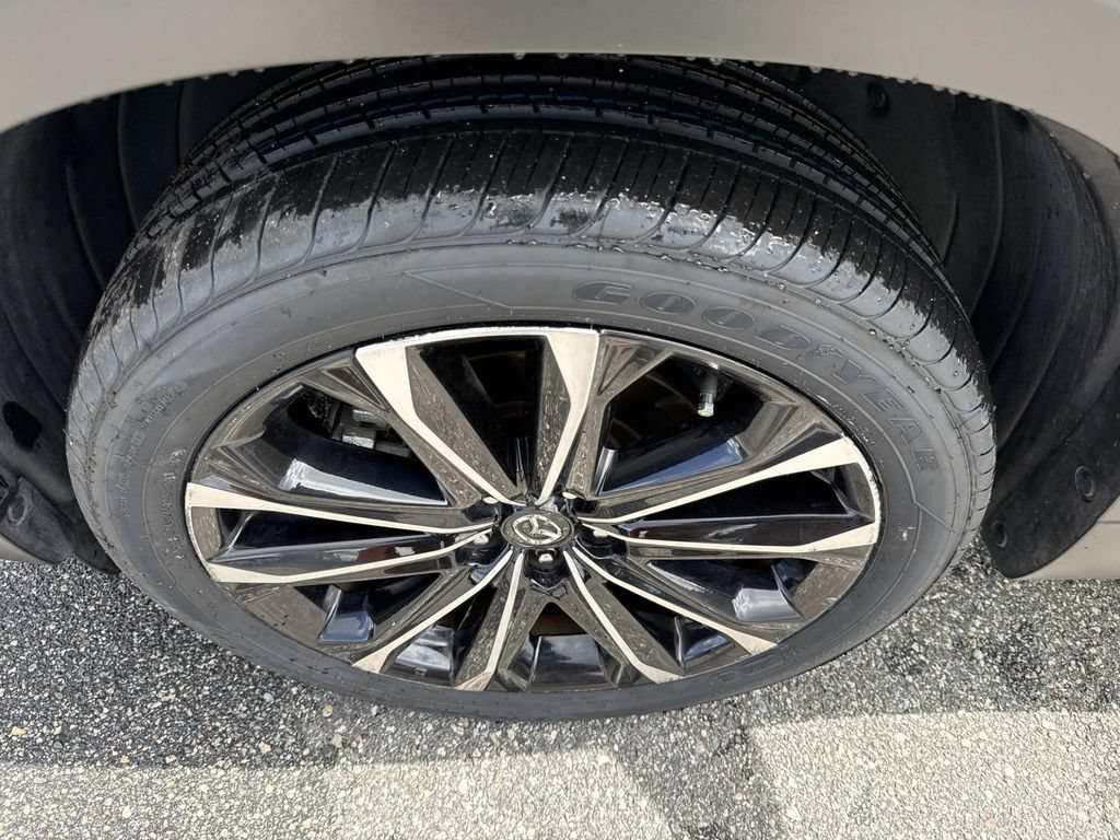 Certified 2024 MAZDA CX-50 AWD 2.5 Turbo w/ Premium Pkg image 14