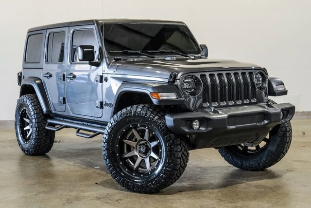 Used 2023 Jeep Wrangler Unlimited Sport image 4