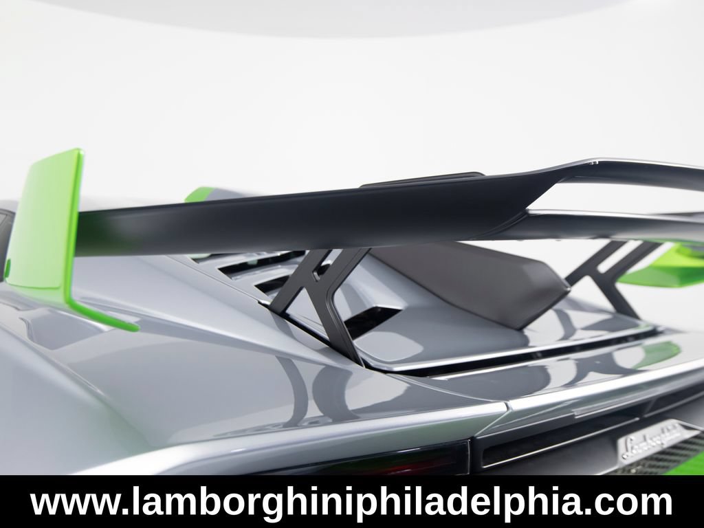 Used 2023 Lamborghini Huracan STO RWD image 50