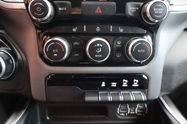 Used 2022 RAM 1500 Big Horn AWD/4WD image 24