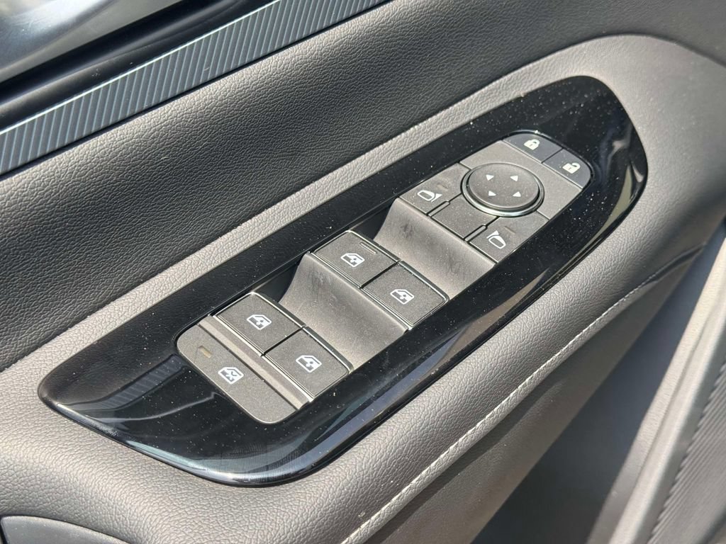 Used 2025 Nissan Murano SL w/ Cargo Package AWD/4WD image 16