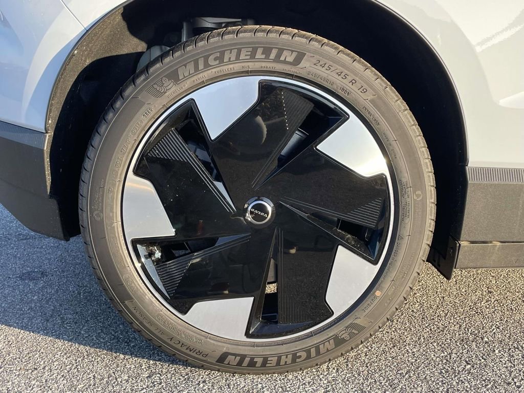 New 2026 Volvo EX30 Plus w/ Protection Package Premier AWD/4WD image 30