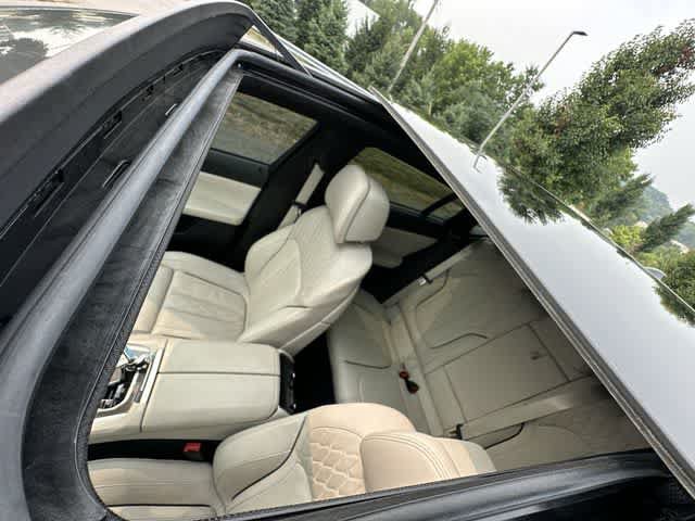 Used 2022 BMW X6 M50i w/ Executive Package AWD/4WD image 6