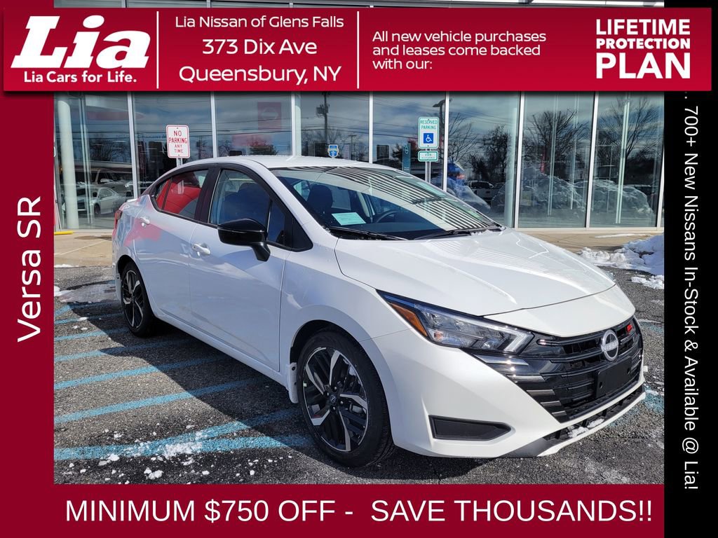 New 2025 Nissan Versa SR w/ Trunk Package