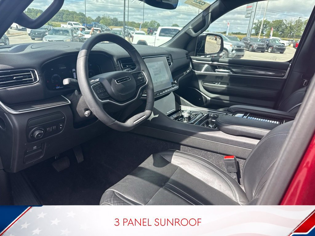 Used 2023 Jeep Wagoneer 4WD w/ Premium Group I image 11
