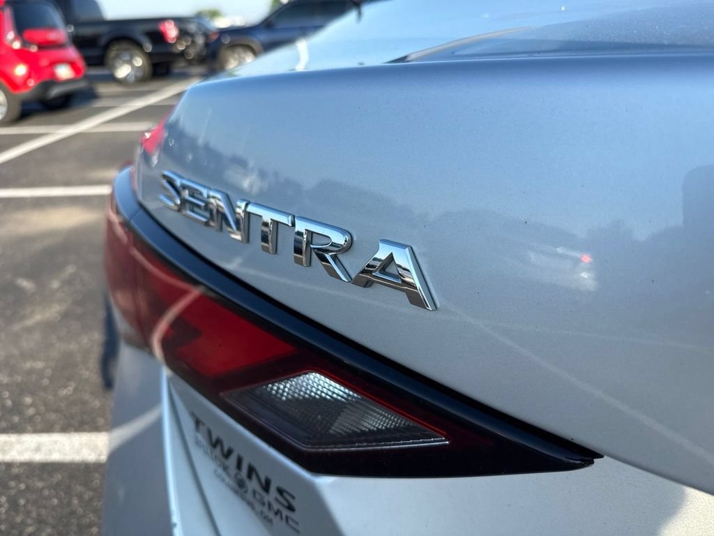 Used 2022 Nissan Sentra S FWD image 4