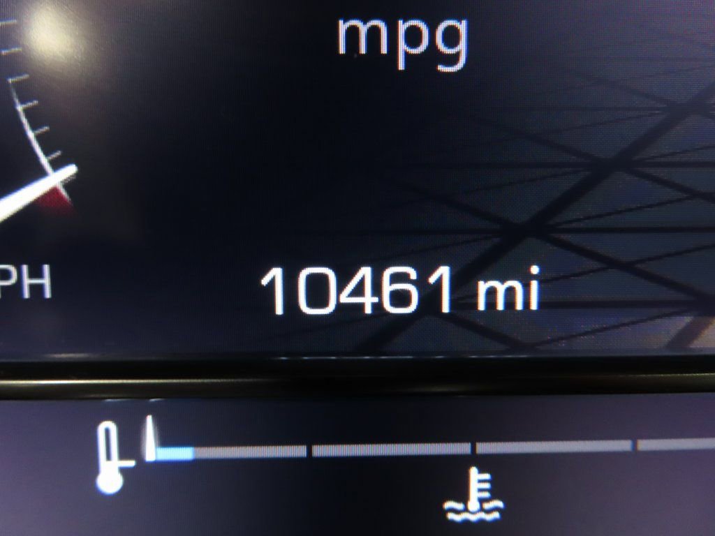 Used 2025 GMC Sierra 2500 SLT w/ SLT Convenience Package image 12