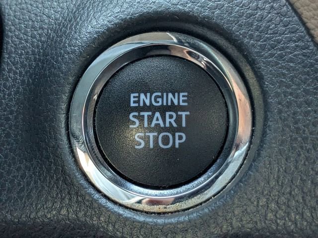 Used 2020 Toyota RAV4 XLE w/ Convenience Package image 30