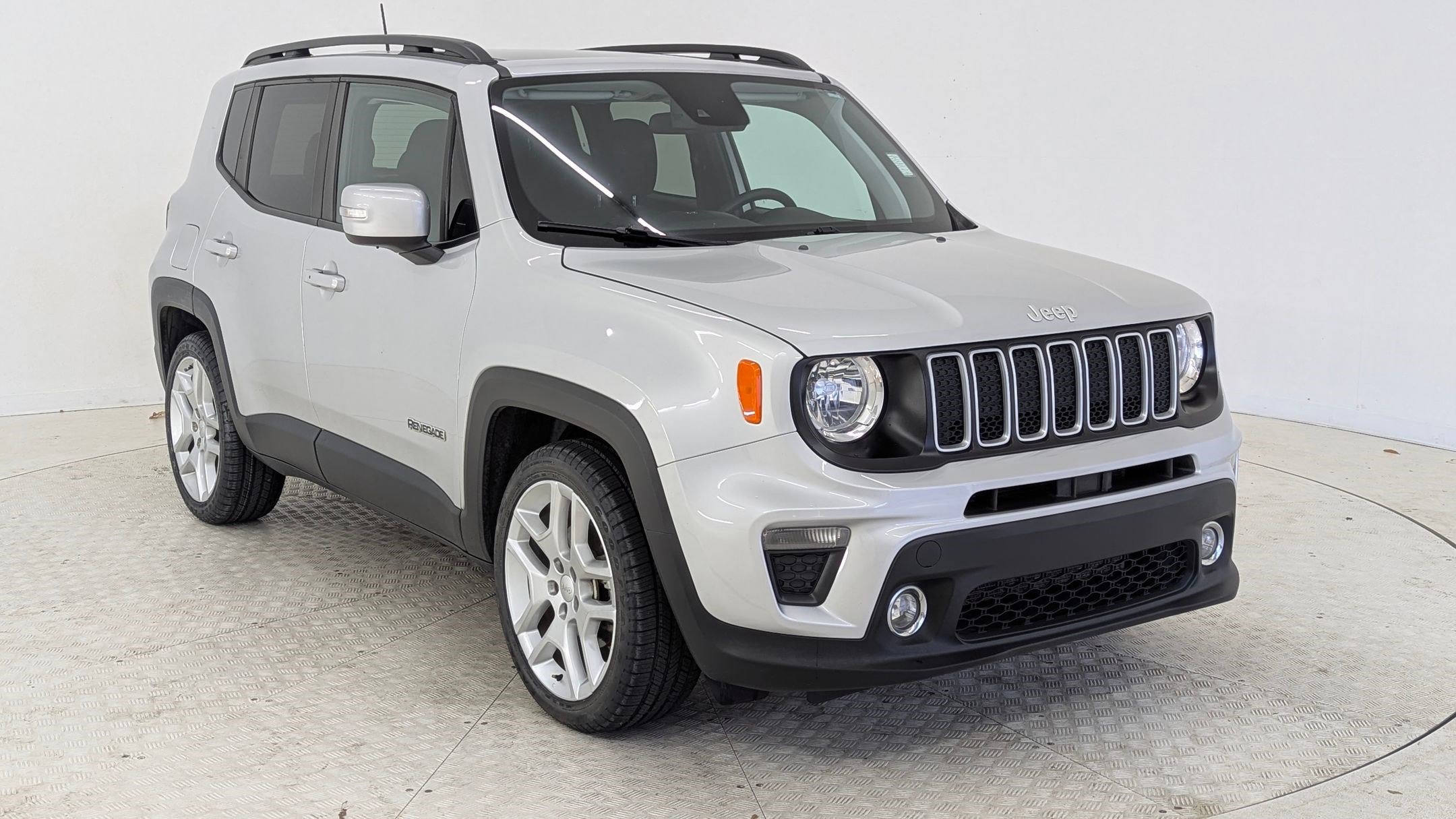 Used 2021 Jeep Renegade Latitude image 7