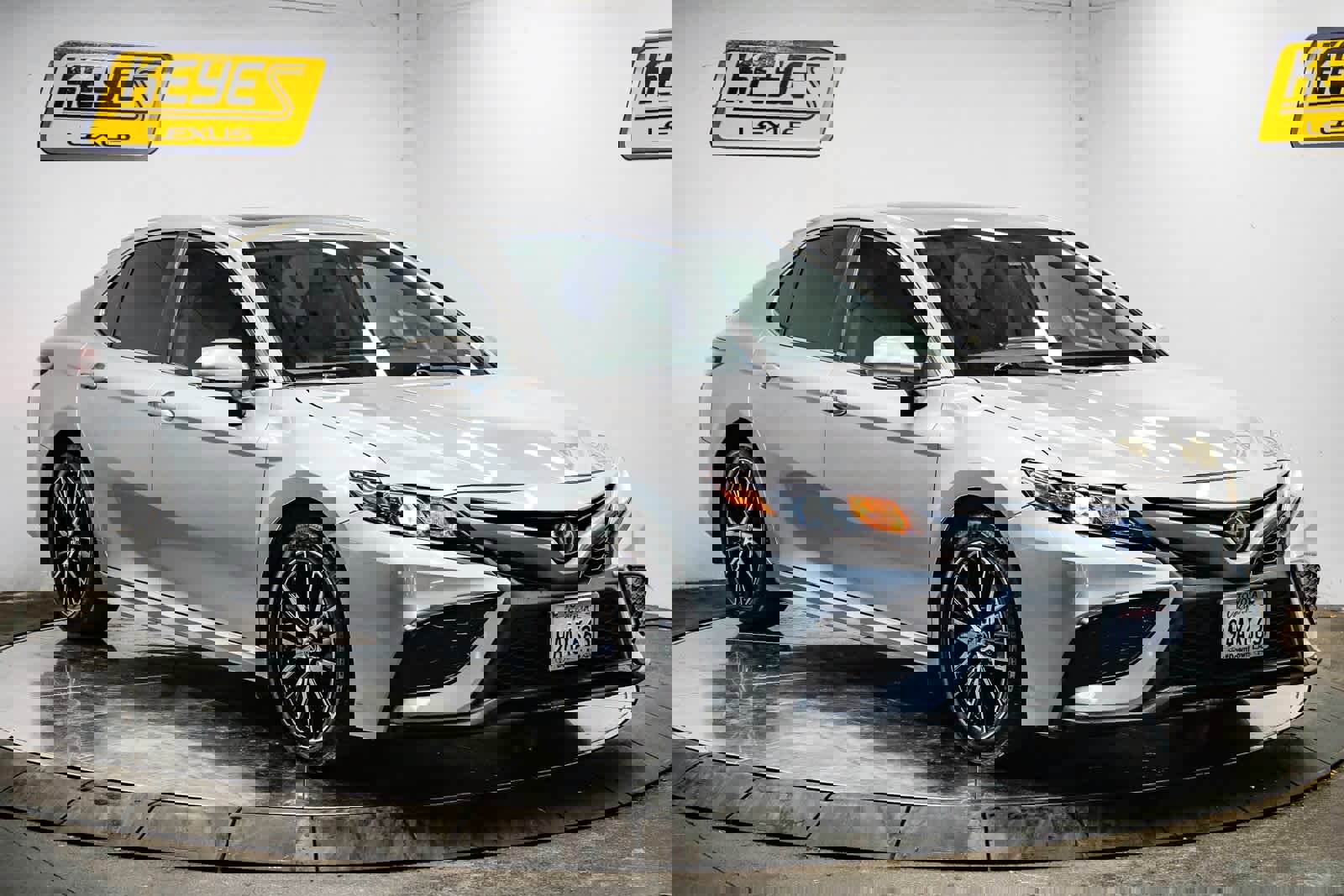 Used 2022 Toyota Camry SE image 5