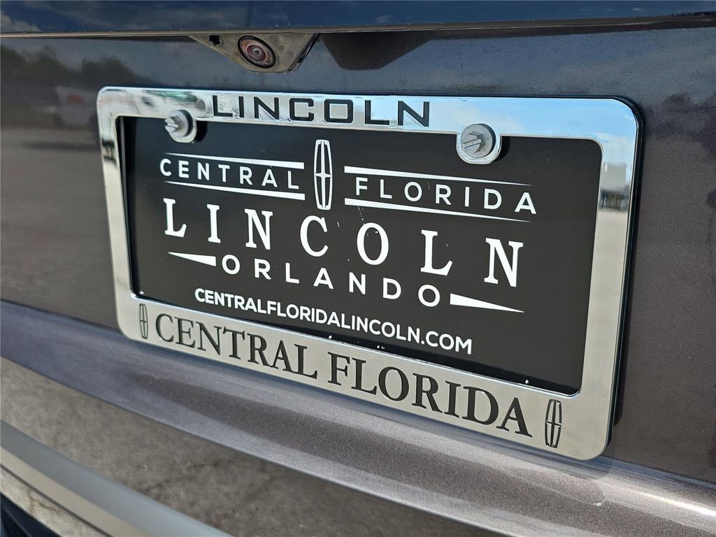 Used 2023 Land Rover Range Rover SE image 4