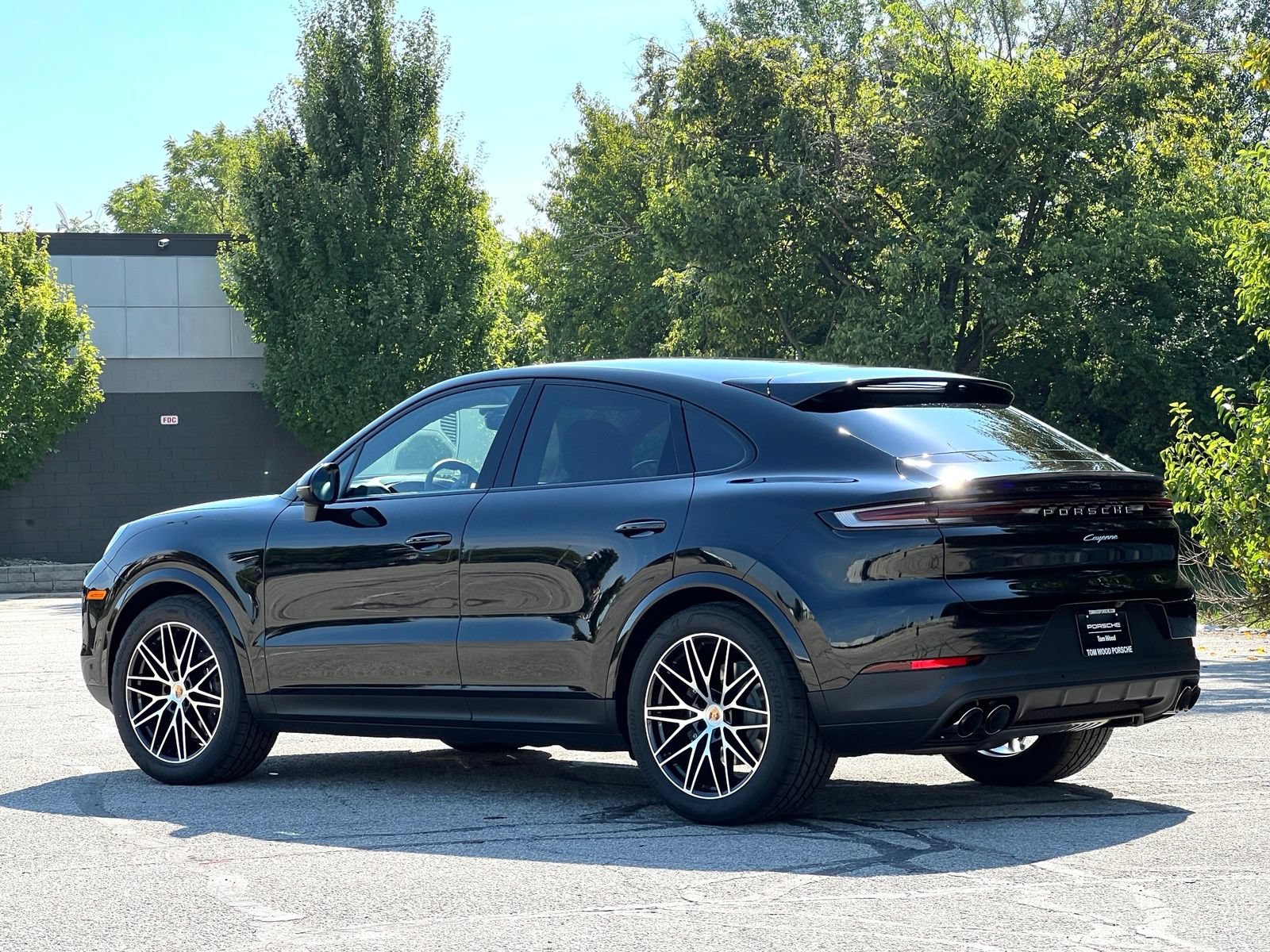 New 2026 Porsche Cayenne Coupe AWD/4WD image 3