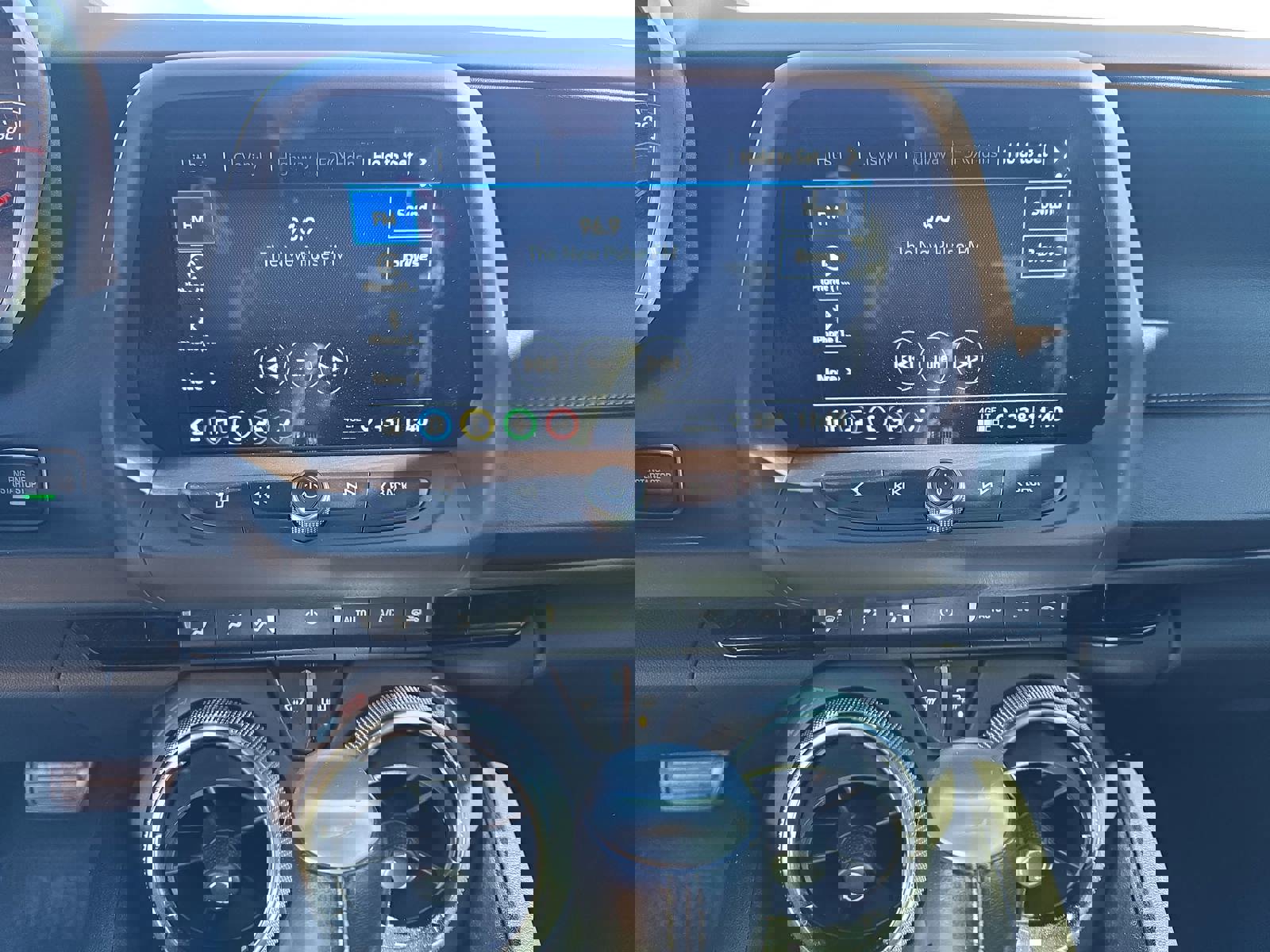 Used 2021 Chevrolet Camaro LT w/ RS Package image 20