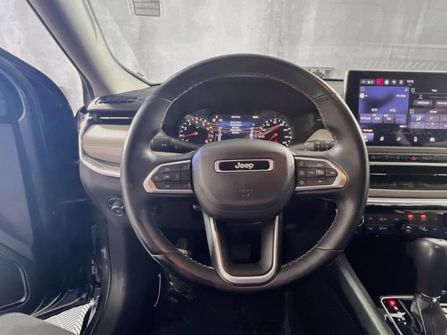 Used 2022 Jeep Compass Limited AWD/4WD image 16