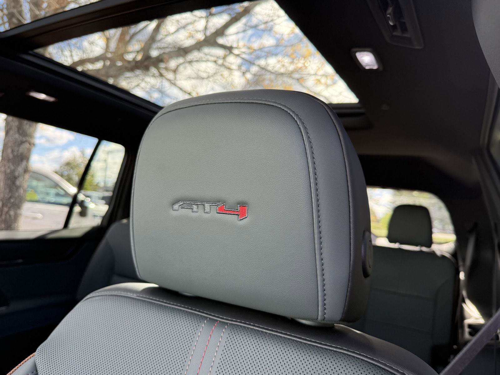 New 2026 GMC Acadia AT4 w/ Super Cruise Package image 31