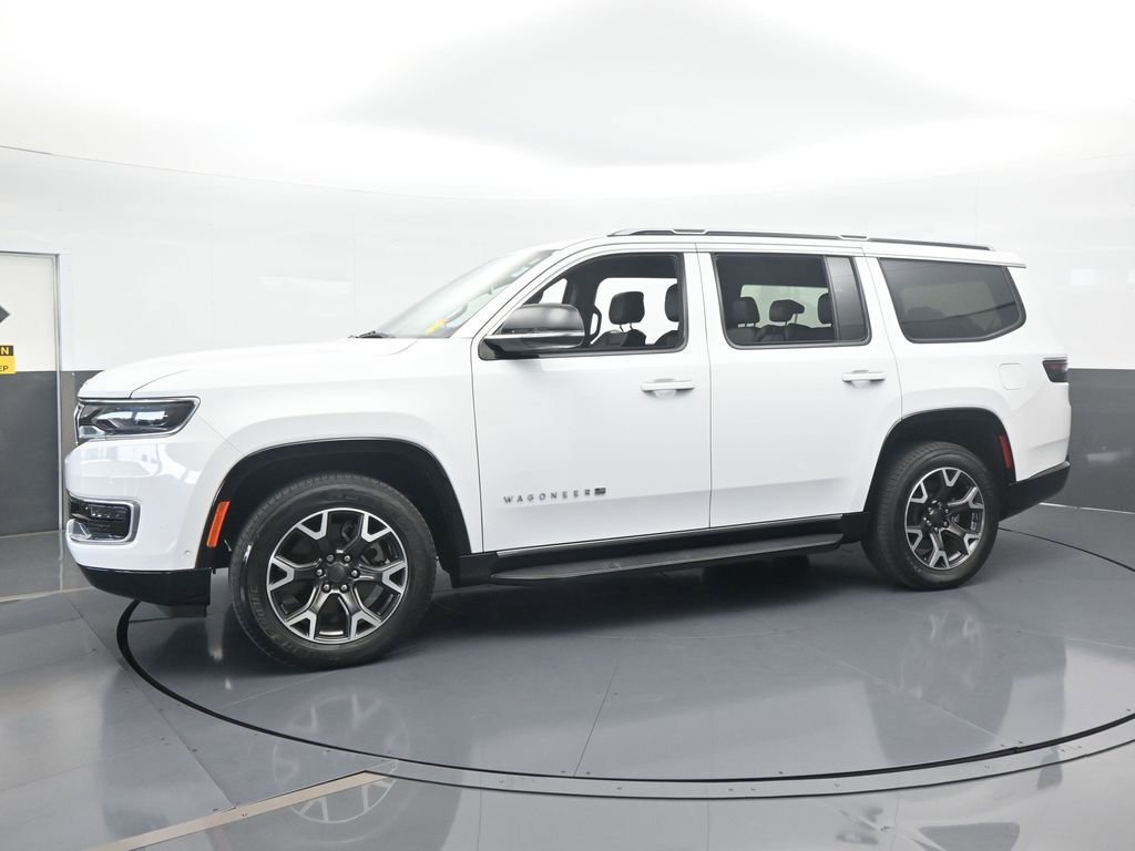 Used 2023 Jeep Wagoneer Series III w/ Preferred Equipment Group image 2