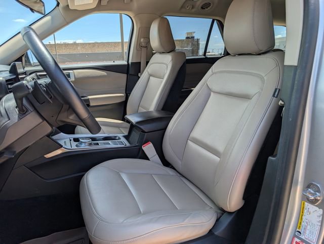 Used 2020 Ford Explorer XLT w/ Equipment Group 202A RWD image 23