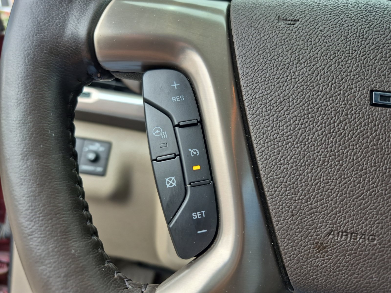 Used 2015 GMC Acadia Denali AWD/4WD image 27