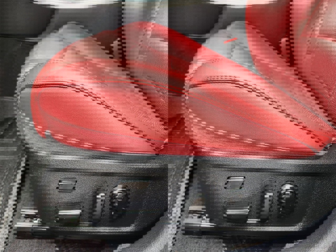 Used 2023 Kia Stinger GT2 w/ Red Interior Color Package image 23