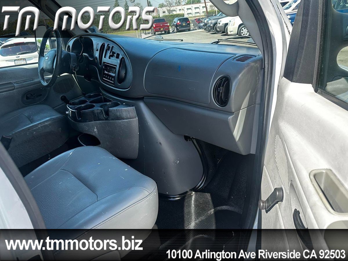Used 2008 Ford E-350 and Econoline 350 Super Duty RWD image 11