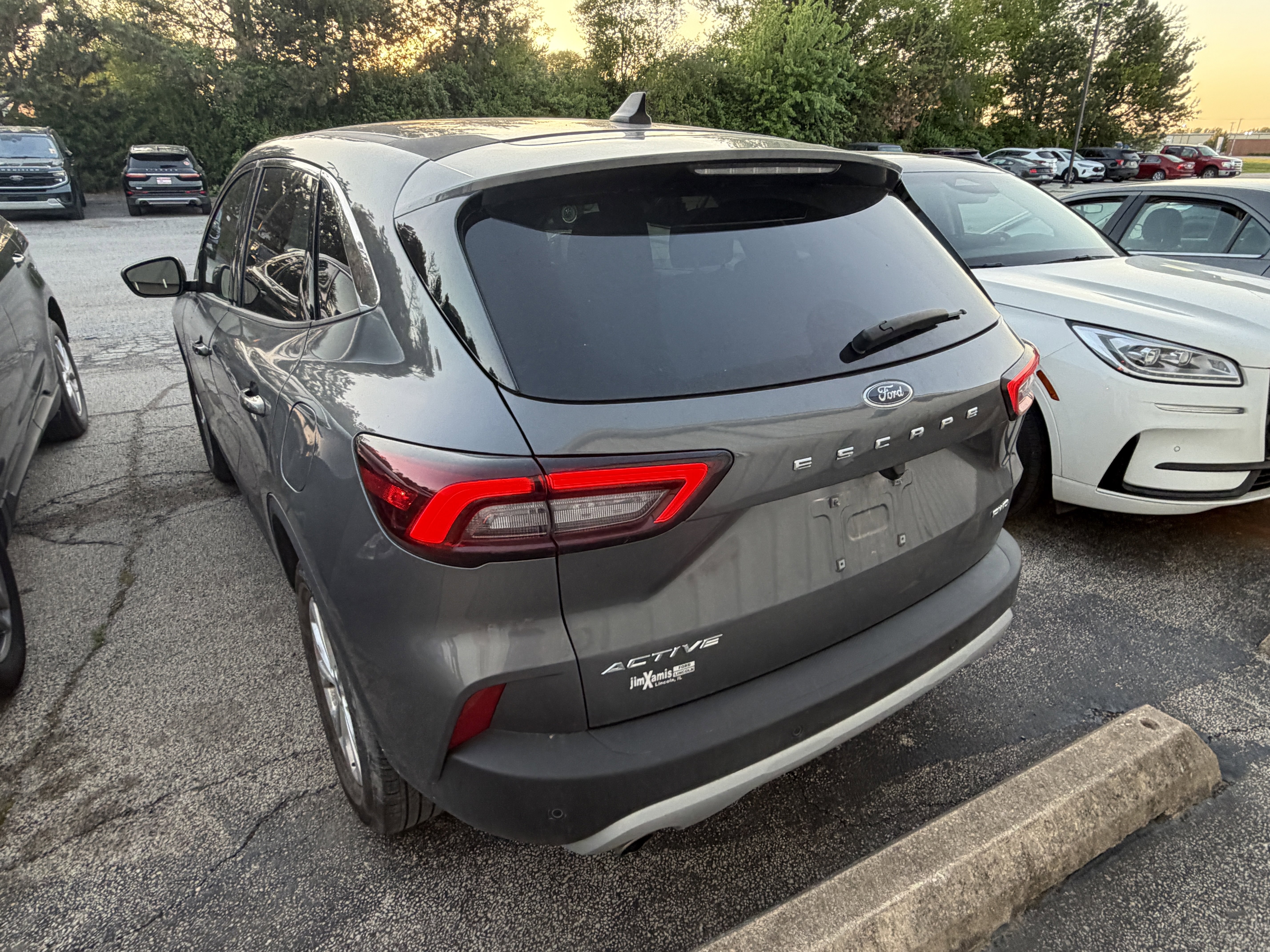 Used 2023 Ford Escape Active w/ Tech Pack #2 AWD/4WD image 9