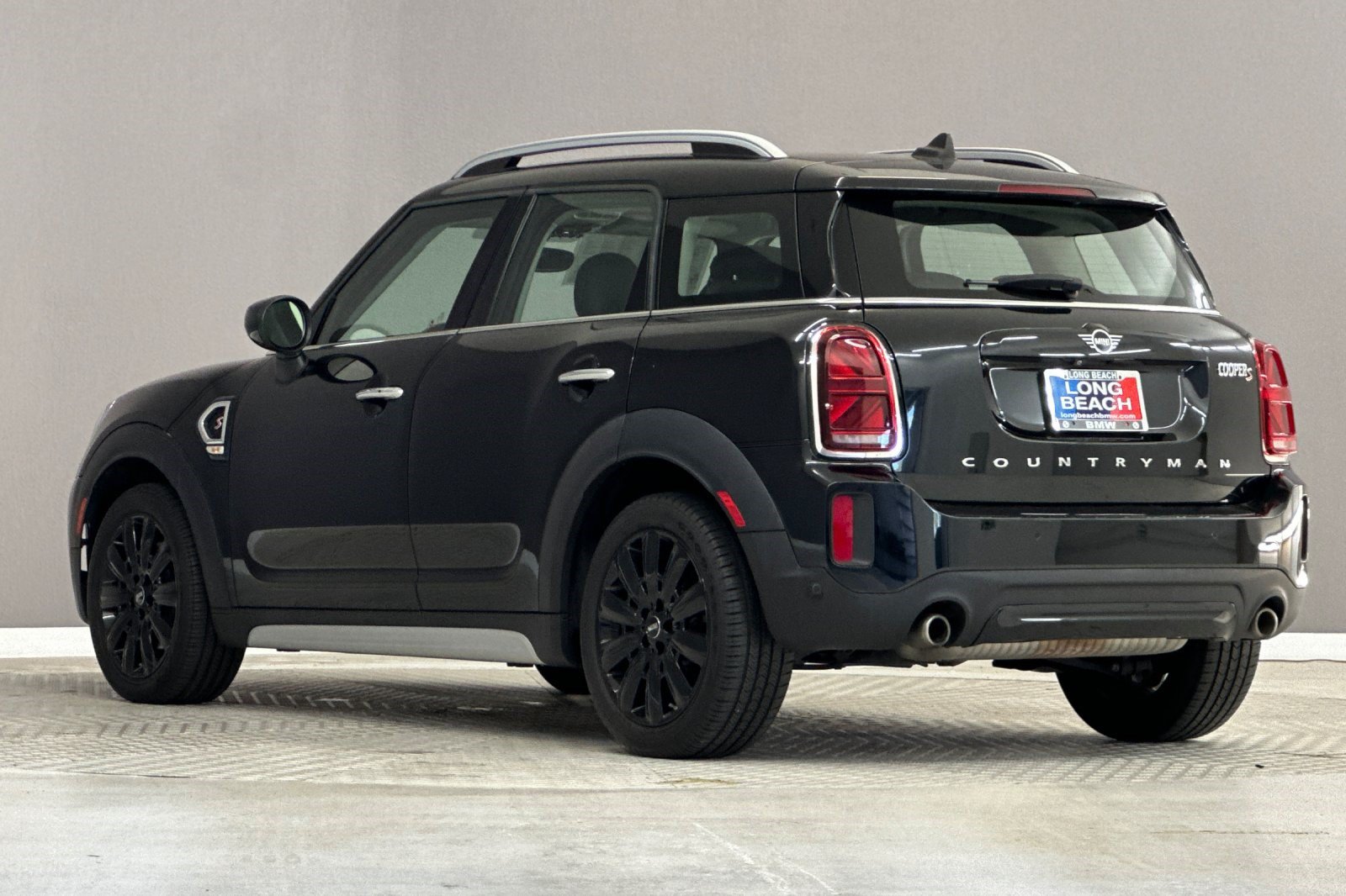 Used 2024 MINI Cooper Countryman S FWD image 3