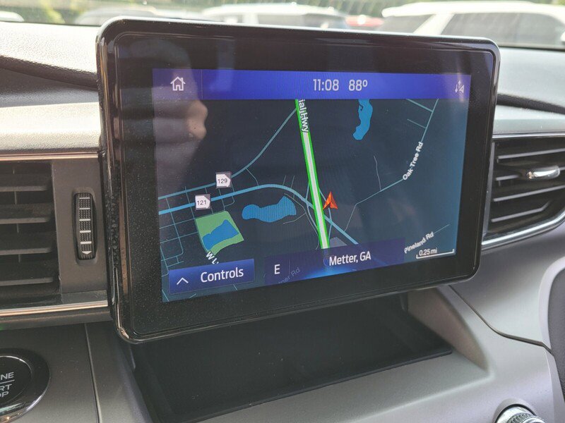 Used 2021 Ford Explorer XLT w/ Equipment Group 202A image 20