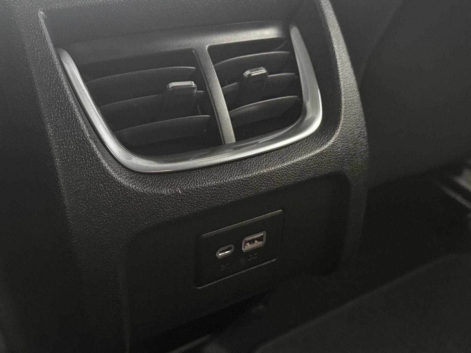 Used 2019 Chevrolet Blazer LT image 20