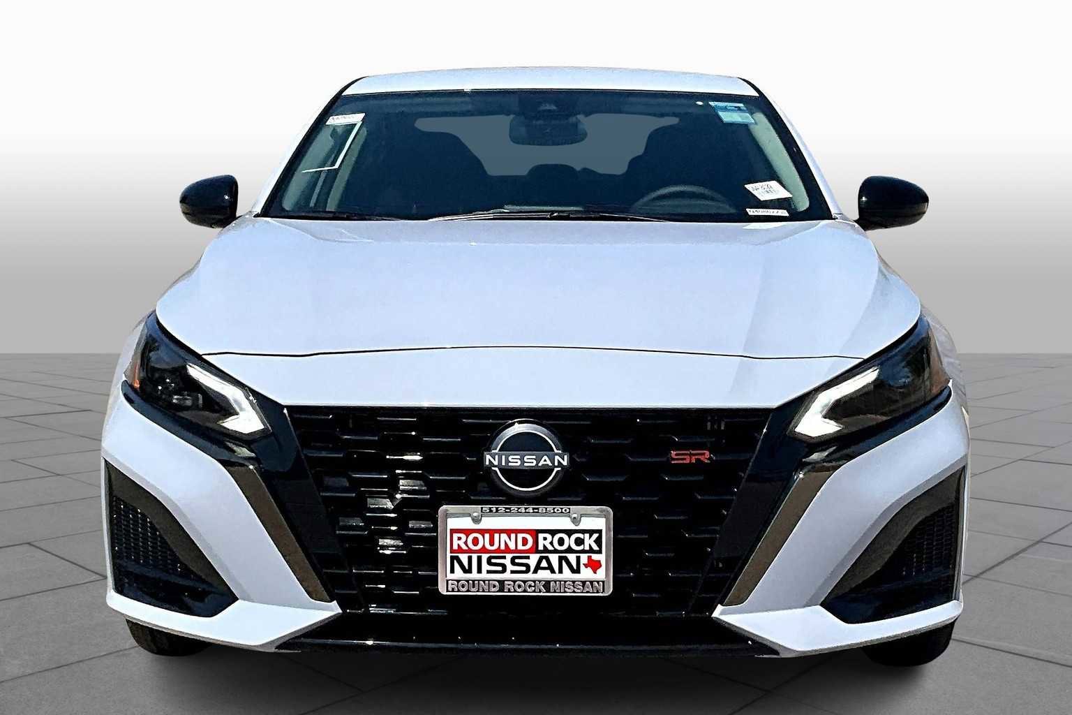 New 2025 Nissan Altima 2.5 SR image 3