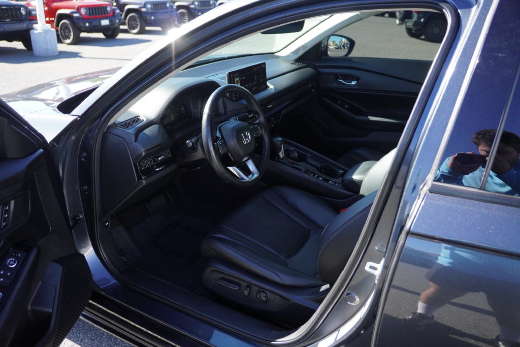 Used 2024 Honda Accord Touring image 29