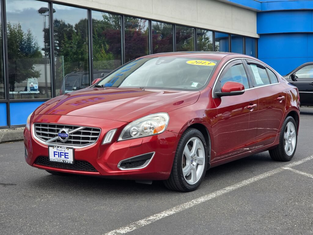 Used 2013 Volvo S60 T5 FWD image 1