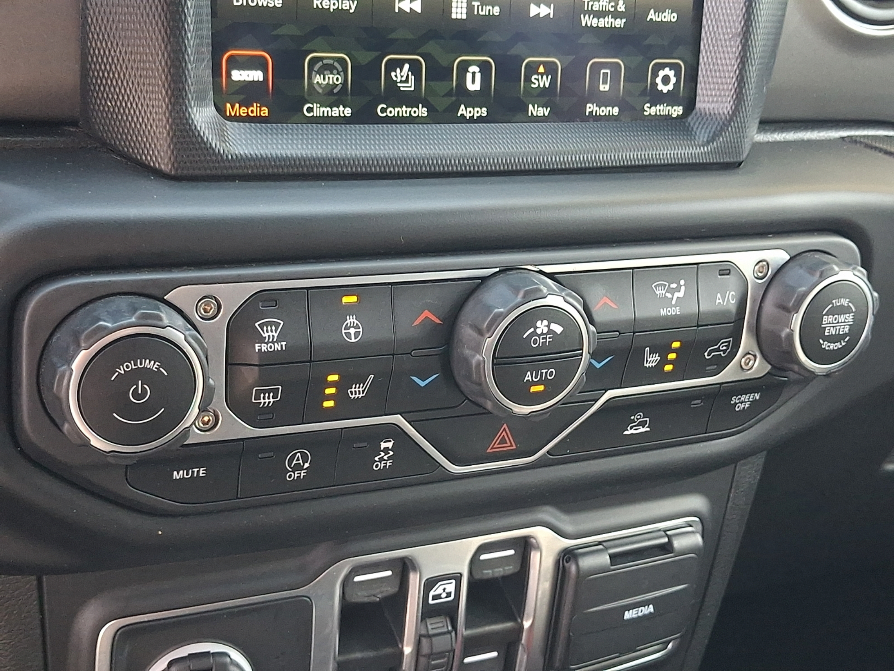 Certified 2023 Jeep Wrangler Unlimited Sport w/ Sun And Sound Package AWD/4WD image 16