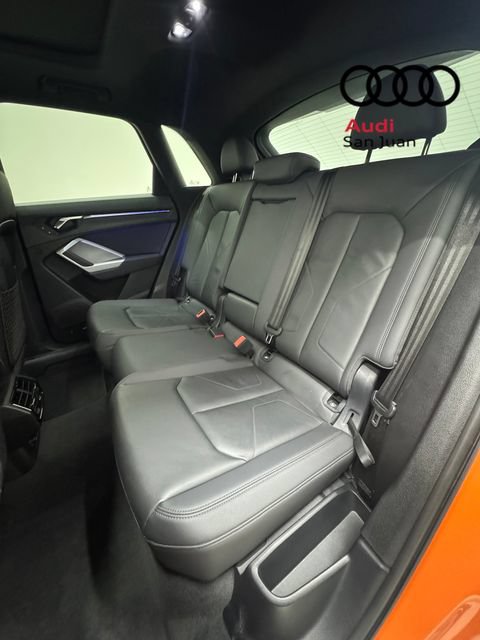 Used 2025 Audi Q3 2.0T Premium Plus w/ Premium Plus Package AWD/4WD image 29