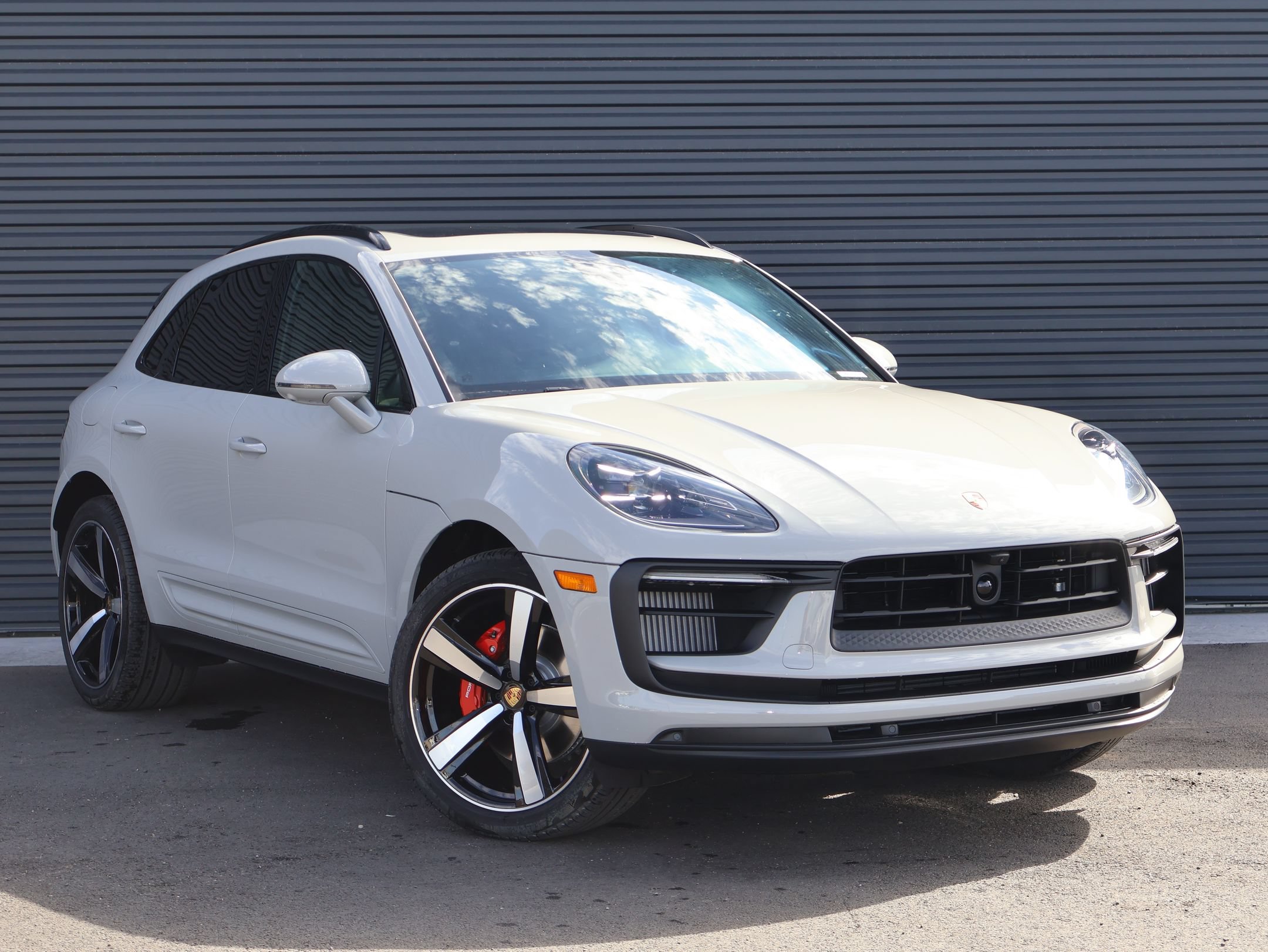New 2026 Porsche Macan S AWD/4WD image 7