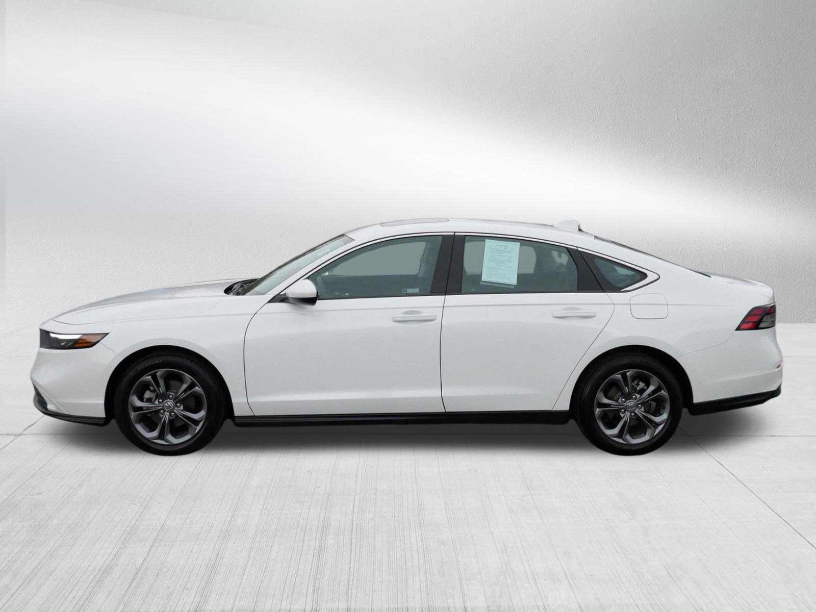 Used 2023 Honda Accord EX image 4