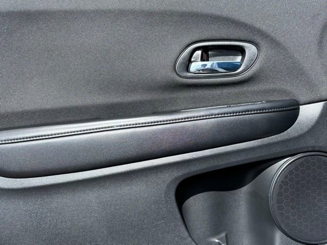 Used 2022 Honda HR-V Sport image 13