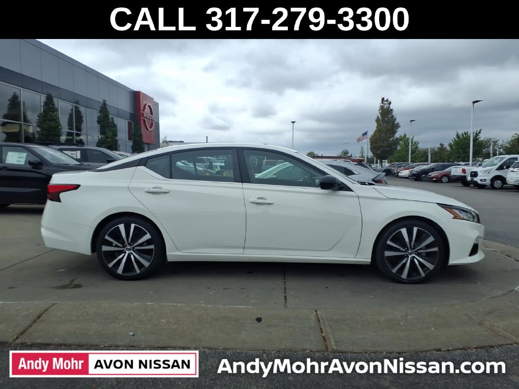 Used 2022 Nissan Altima 2.5 SR FWD image 8